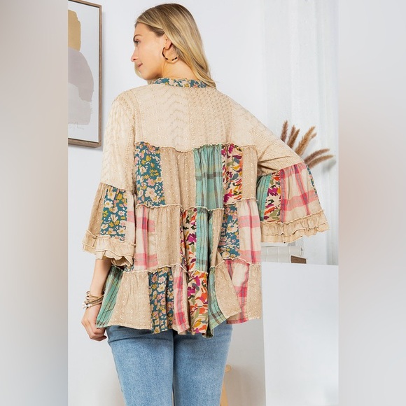 #200 2 LEFT 🫨New! Boho Patched Flowy Beautiful Top - Picture 2 of 4